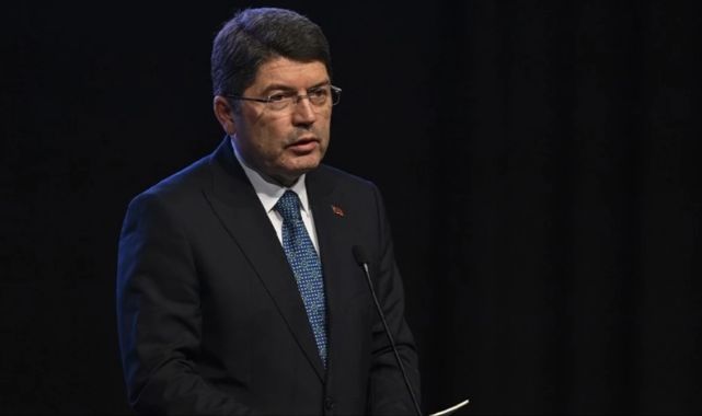 Bakan Tunç: Mülakatta 'Cumhurbaşkanı Erdoğan'ın kaç çocuğu vardır?' sorusunun yöneltildiği iddiası doğru değil
