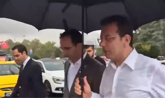 Cumadan çıkan İmamoğlu'nun hutbe isyanı! Diyanet İşleri Başkanı'na verip veriştirdi