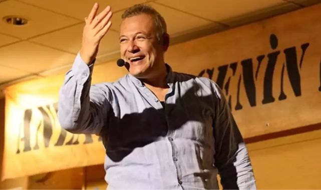 Levent Üzümcü, İzmir Şehir Tiyatroları'nın yeni genel sanat yönetmeni oldu