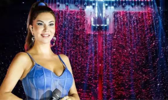 Ebru Yaşar, Çanakkale konserinde seyirci rekorunu kırarak Adele ve Taylor Swift'i solladı