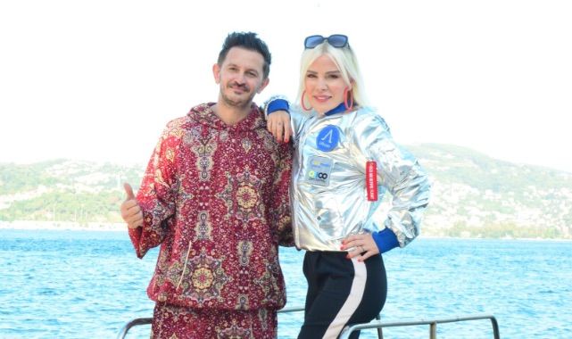 Ömür Gedik, Burak Yeter’le uzaya çıkıyor