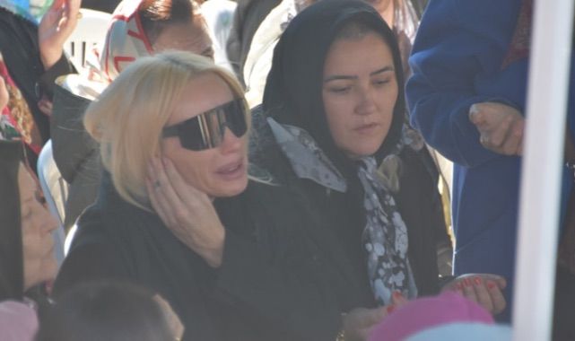 Gülşen'in baba acısı: Gözyaşlarına boğuldu