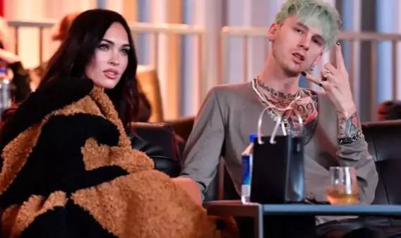 Megan Fox, telefonunda rahatsız edici içerikler gördüğü Machine Gun Kelly'den ayrıldı