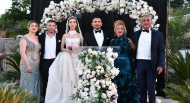 Cemiyet Dünyasının Gözü Bu Düğündeydi: Baran ve Çetinkaya Aileleri Görkemli Bir Törenle Birleşti