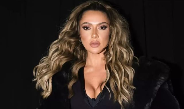 Hadise'nin cesur sahne performansı tartışma yarattı - Magazin - Bestlife  Magazin