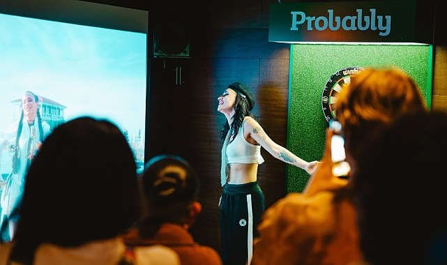 Melis Karaduman’dan ‘İstanbul Sessions’a muhteşem lansman