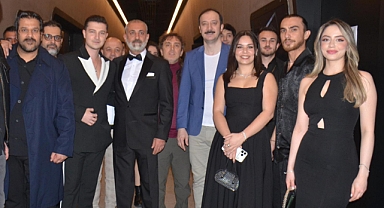 10 Nisan’da vizyona girmeye hazırlanan “Karabasan” sinema filmi için görkemli bir gala düzenlendi.