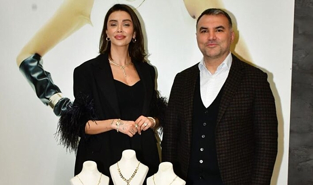 Özge Ulusoy Boynunda Servet Taşıdı! Genola’dan Düğün Hediyesi Sürprizi