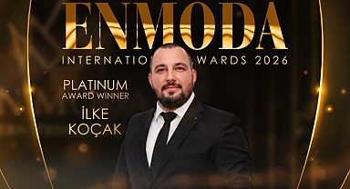İlke Koçak ENMODA Uluslararası Ödülleri kapsamında Platinum Ödülü’ne layık görülmüştür.